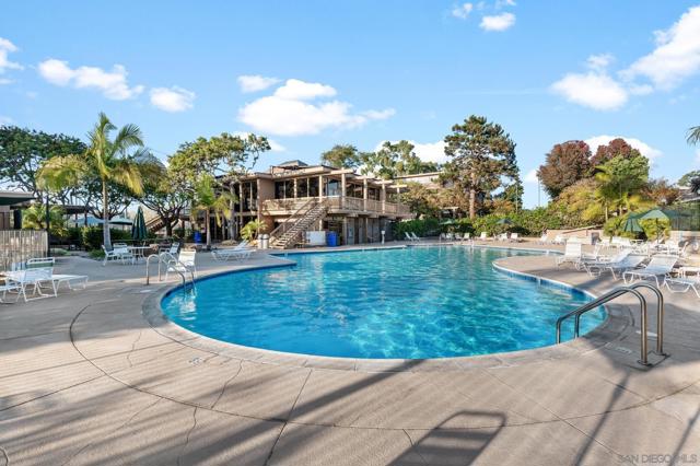 2680 Worden Street, San Diego CA: https://media.crmls.org/mediaz/9555137c-d1d2-4fbd-bcbb-c5ece34d415c.jpg
