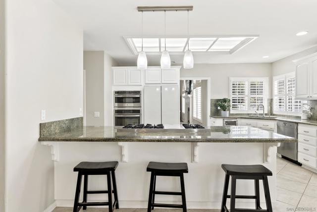 16258 Windpiper, Poway CA: https://media.crmls.org/mediaz/95556ad5-a703-4306-ab09-8a74d40a4c02.jpg
