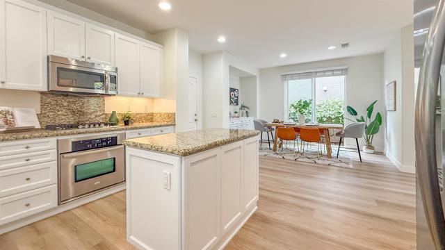 15701 Concord Ridge Ter, San Diego CA: https://media.crmls.org/mediaz/9555c4b6-e3ff-4128-b194-eb80206ccc8a.jpg