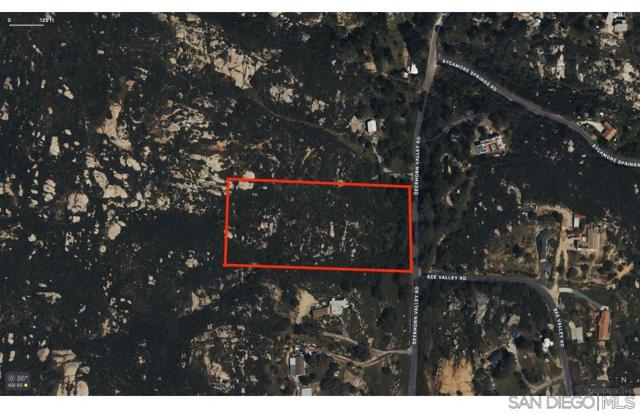 602 Deerhorn Valley Rd, Jamul CA: https://media.crmls.org/mediaz/9555e0ff-7af3-4695-bdb0-c3edfc06e6ec.jpg