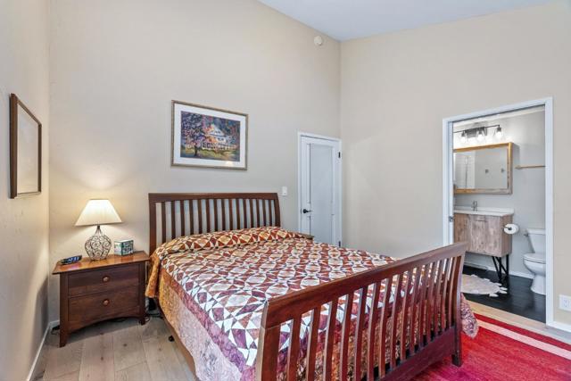 21 Kite Hill Road, Santa Cruz CA: https://media.crmls.org/mediaz/9556423c-bf18-4e4d-a2a6-b531e7819896.jpg