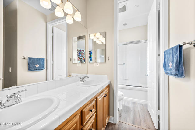 Image 39 of 70 For 2163 Silverstar Street