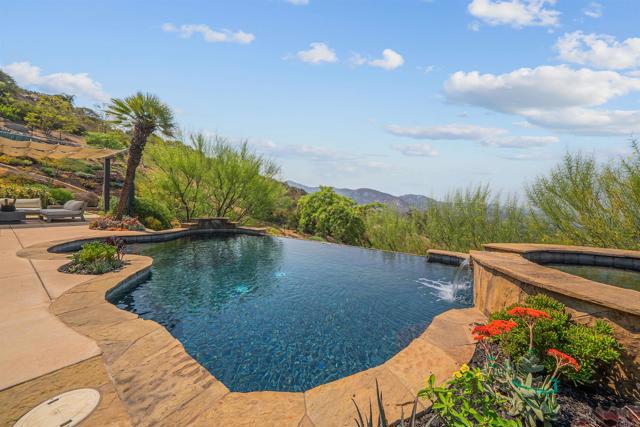 5102 Espinoza Road, El Cajon CA: https://media.crmls.org/mediaz/9556c919-8349-4425-9f65-44f7e9151968.jpg