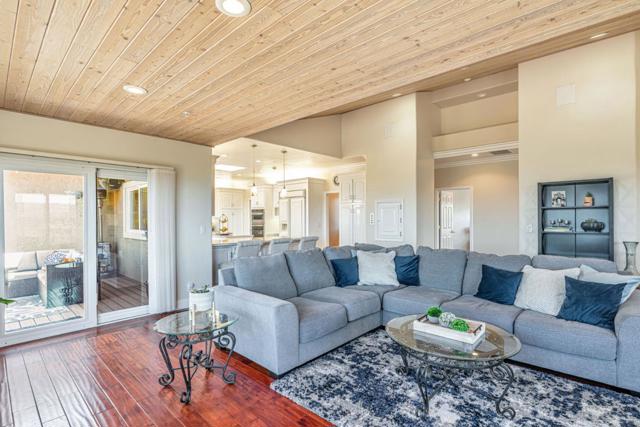 25061 Hidden Mesa Court, Monterey CA: https://media.crmls.org/mediaz/95571ea7-7390-4ea7-b3a9-99073492c333.jpg