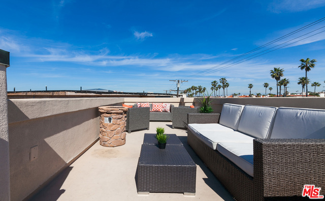 814 ESPLANADE, Redondo Beach, California 90277, 3 Bedrooms Bedrooms, ,3 BathroomsBathrooms,Residential,Sold,ESPLANADE,17205676