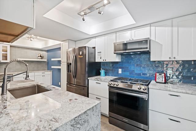 1490 S Camino Real, Palm Springs CA: https://media.crmls.org/mediaz/95599603-c2b8-4934-aee6-cc13d888dd18.jpg