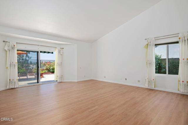 Detail Gallery Image 32 of 59 For 4078 Bending Oak Ct, Moorpark,  CA 93021 - 3 Beds | 2/1 Baths