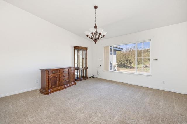 Detail Gallery Image 25 of 53 For 1420 Wilshire Rd, Fallbrook,  CA 92028 - 3 Beds | 2/1 Baths