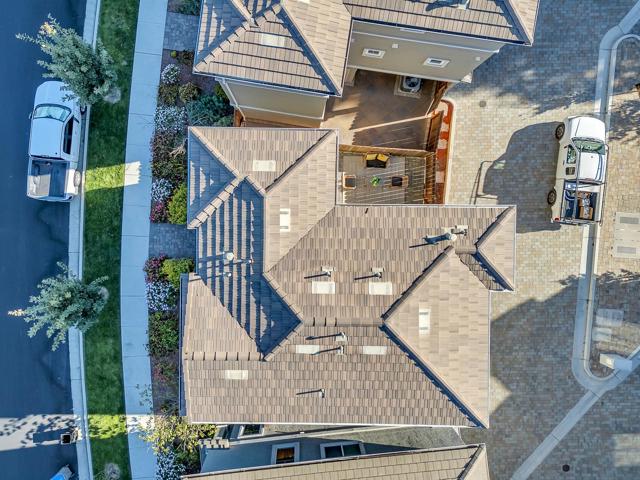 1337 Araujo Street, San Jose CA: https://media.crmls.org/mediaz/955ac4dd-5e6e-4285-ad8a-bf066eaebeea.jpg