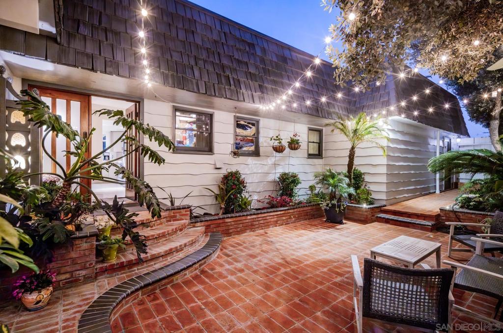 1036 Neptune Ave - photo 5