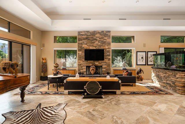 72116 Clancy Lane, Rancho Mirage CA: https://media.crmls.org/mediaz/955c4e13-86e5-4bb6-bf1a-b4c570331c02.jpg