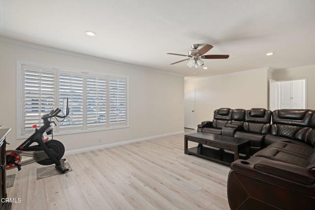 Detail Gallery Image 4 of 22 For 1409 W Fir Ave, Oxnard,  CA 93033 - 4 Beds | 3 Baths