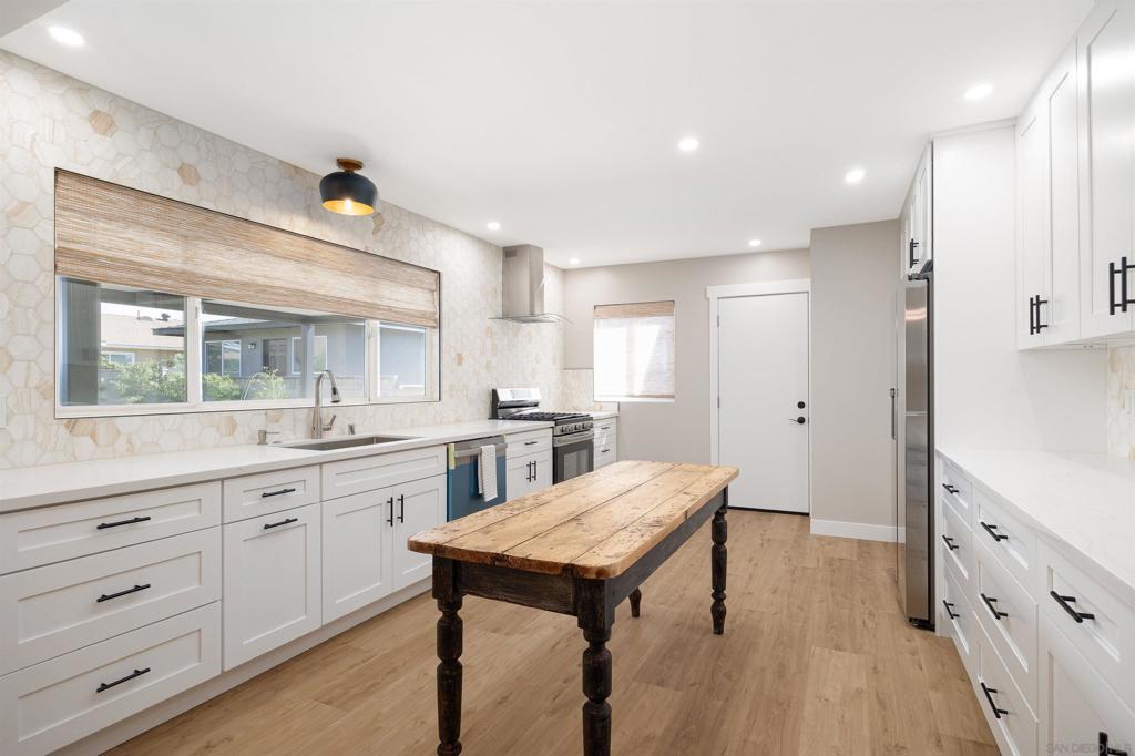 MLS #250043339SD image #1