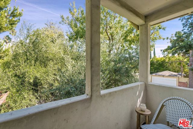 4300 Laurelgrove Avenue, Studio City CA: https://media.crmls.org/mediaz/955caf56-a63f-4761-b152-8074c13ed4f8.jpg