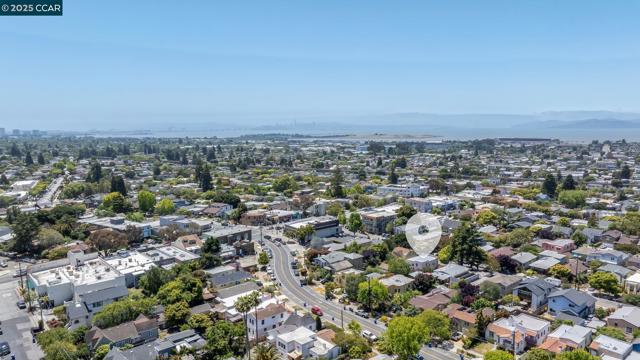 837 San Carlos Ave, Albany CA: https://media.crmls.org/mediaz/955dcc0c-e0a9-4b26-a4d9-324261ef726d.jpg