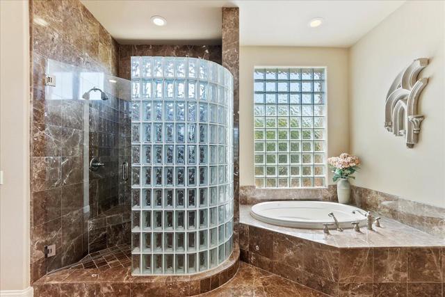 55830 Cherry Hills Drive, La Quinta CA: https://media.crmls.org/mediaz/955dd78a-157c-4060-9a0b-0df1d8b588b0.jpg