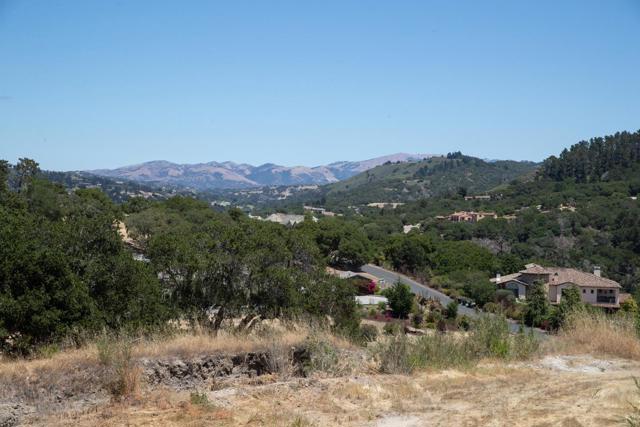 7567 Paseo Vista, Monterey CA: https://media.crmls.org/mediaz/955e837c-f1b5-4dd5-96c7-66407979132d.jpg