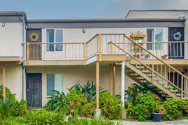 4125 Mount Alifan Pl, San Diego CA: https://media.crmls.org/mediaz/955f619a-5cd7-494f-89c7-503467796e8d.jpg
