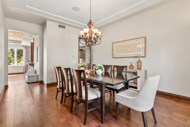 17941 Vista Lomas Dr, Poway CA: https://media.crmls.org/mediaz/955f76c1-ae32-47d4-a4f1-f7ceec03af3c.jpg