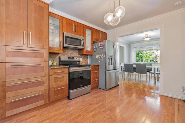 225 W Meadow Drive, Palo Alto CA: https://media.crmls.org/mediaz/955f9e17-5923-4385-a7ad-b2fc03b860be.jpg