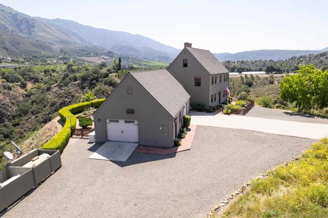 17743 S Mesa Drive, Pauma Valley CA: https://media.crmls.org/mediaz/95601237-45c5-4f66-a573-35e16ccf420f.jpg