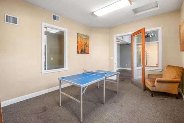 210 Creekside Village Drive, Los Gatos CA: https://media.crmls.org/mediaz/9561b6ce-517c-4ffe-9d84-10c38df7ef86.jpg