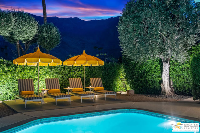 2455 S Via Lazo, Palm Springs CA: https://media.crmls.org/mediaz/9562651c-a675-400a-80f6-92a58610ce01.jpg
