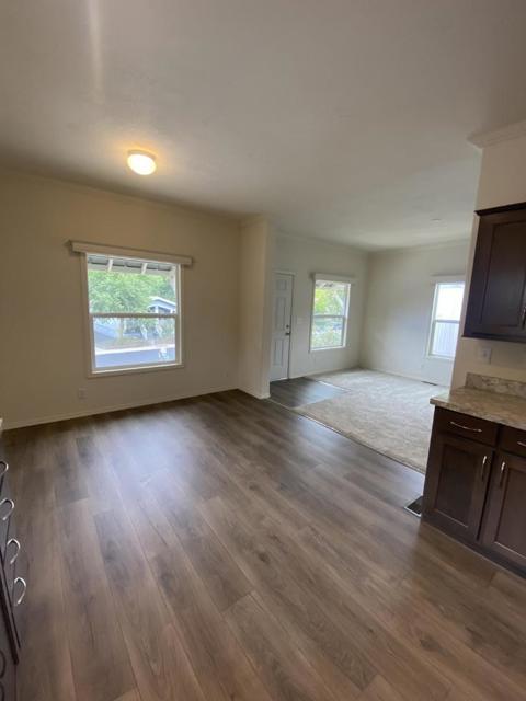 Image 6 of 21 For 99 Marigold Avenue