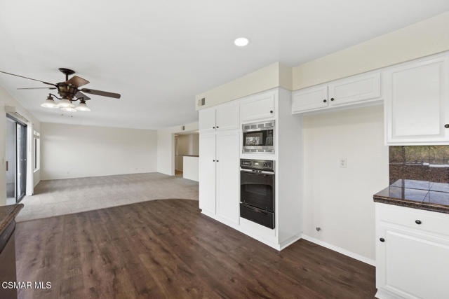 139 Los Padres Drive, Westlake Village CA: https://media.crmls.org/mediaz/9563e149-e793-4d47-be8e-5a65f29fbe38.jpg