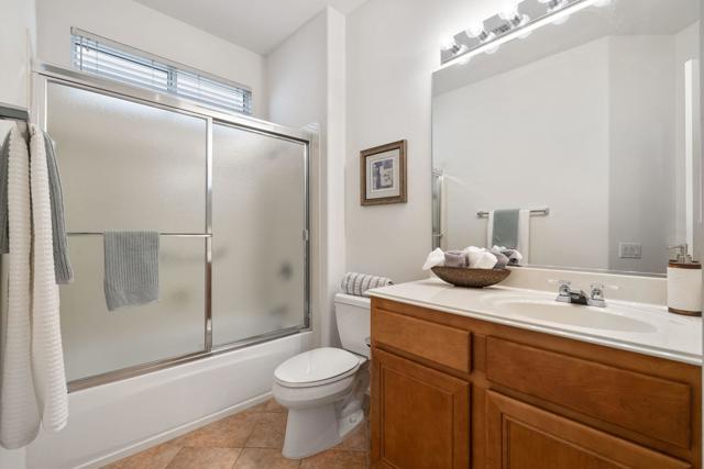 38995 Brandywine Avenue, Palm Desert CA: https://media.crmls.org/mediaz/95648fbd-7058-4801-9266-3dc6de3c3773.jpg