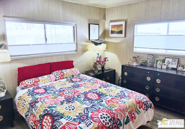 272 Araby Street, Palm Springs CA: https://media.crmls.org/mediaz/9565e91f-eace-4f19-bc49-36f872821032.jpg