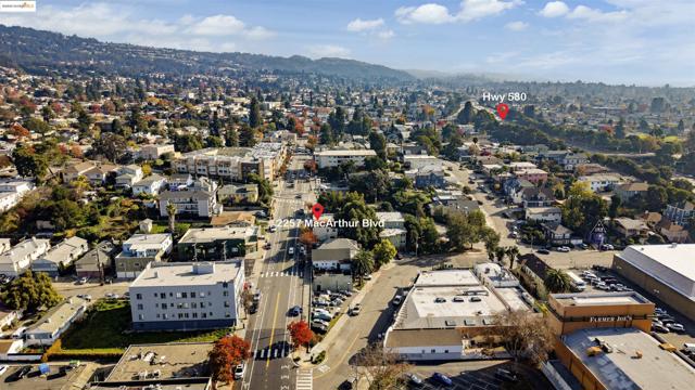 2257 MACARTHUR BLVD., Oakland CA: https://media.crmls.org/mediaz/95676497-e0cb-43a1-8c09-34bb7aad65dc.jpg