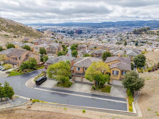 23 Pinnacle Street, South San Francisco CA: https://media.crmls.org/mediaz/9567980d-2848-471c-8b14-3f091d6f4e0a.jpg