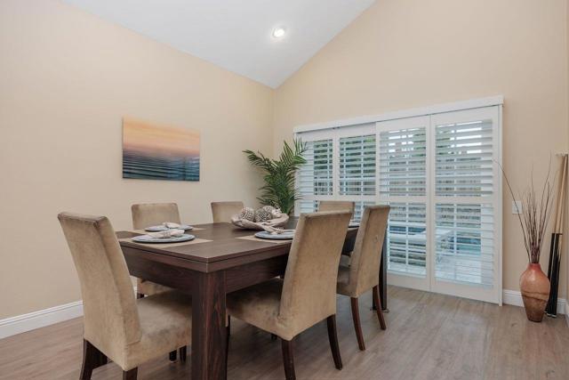 3975 San Gregorio Way, San Diego CA: https://media.crmls.org/mediaz/9567fbfb-56eb-4631-a896-d302bb2ac4f0.jpg