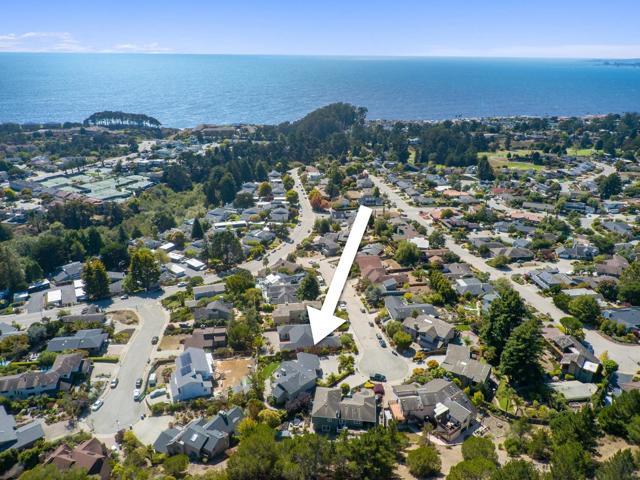 190 Driftwood Court, Aptos CA: https://media.crmls.org/mediaz/95689c74-0a17-4f04-847b-3f6b8e744f46.jpg