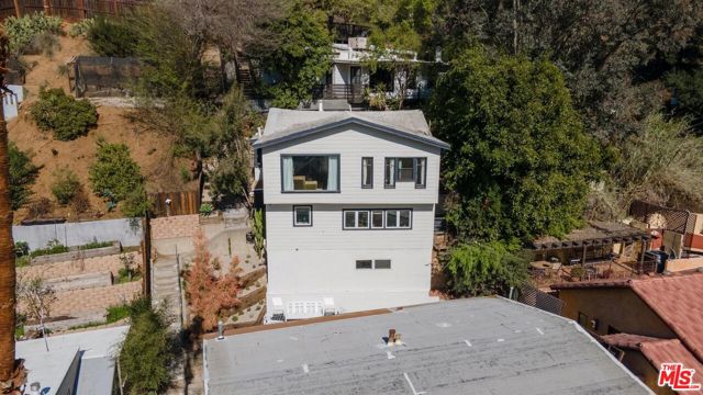 2108 Tavern Trail, Los Angeles CA: https://media.crmls.org/mediaz/9568b41c-c86e-432f-b1d0-92ccd082f8f8.jpg