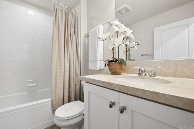 8548 Kristen View Court, San Diego CA: https://media.crmls.org/mediaz/9568b7f5-b3ac-4f46-9f54-fb0ea9bac5ac.jpg