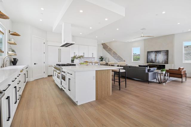 1850 Illion St, San Diego CA: https://media.crmls.org/mediaz/9569f51e-976b-47f1-b648-16cfa8ace18f.jpg