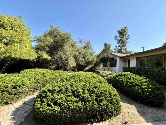 Image 2 for 1040 Deerhaven Dr, Vista, CA 92084