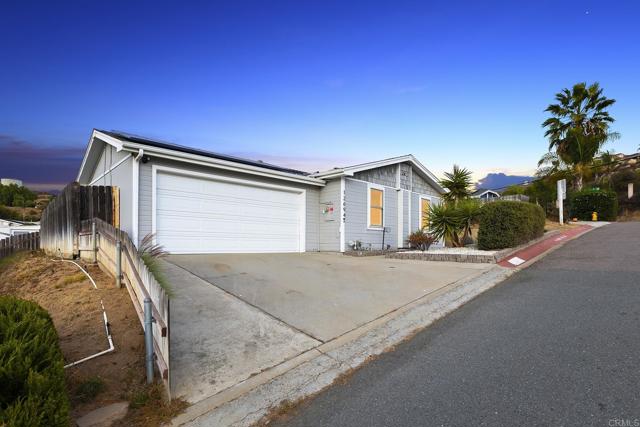 12694 Jackson Heights Drive, El Cajon CA: https://media.crmls.org/mediaz/956ad2f9-cd91-4648-a092-c366a9daa194.jpg