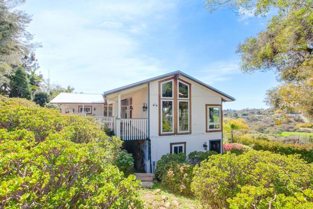 1628 Lone Oak Rd, Vista CA: https://media.crmls.org/mediaz/956b7940-726f-415a-8c25-262bd004f424.jpg