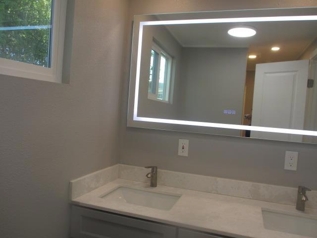 510 Saddle Brook Drive, San Jose CA: https://media.crmls.org/mediaz/956bbe36-5e33-4349-a82b-a46e1e593ea7.jpg