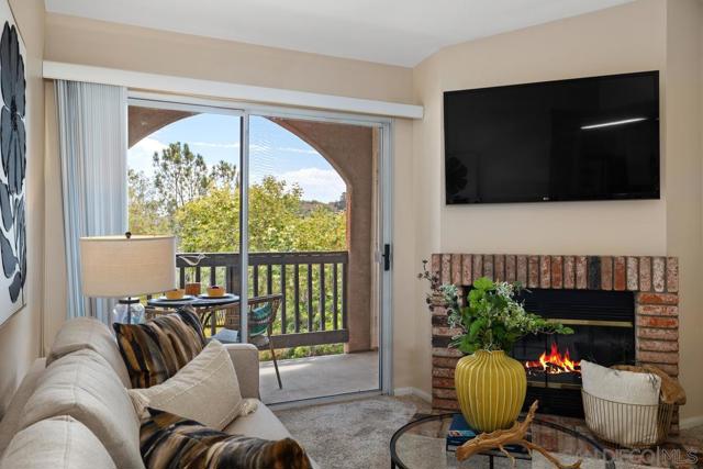 7190 Shoreline Dr, San Diego CA: https://media.crmls.org/mediaz/956be34b-2b45-43cf-9309-b6c8b5865e92.jpg