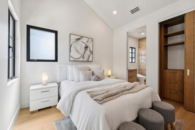 265 Coleridge Ave, Palo Alto CA: https://media.crmls.org/mediaz/956c46a0-b2d3-490d-92dc-ea081f299c15.jpg