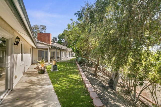 Image 14 of 18 For 7722 Rancho Santa Fe View Ct