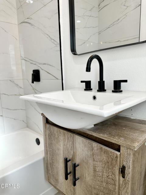 5063 Cypress Lane, Ventura CA: https://media.crmls.org/mediaz/956c6bc2-fc20-42e1-9fa7-aa1ffabda621.jpg