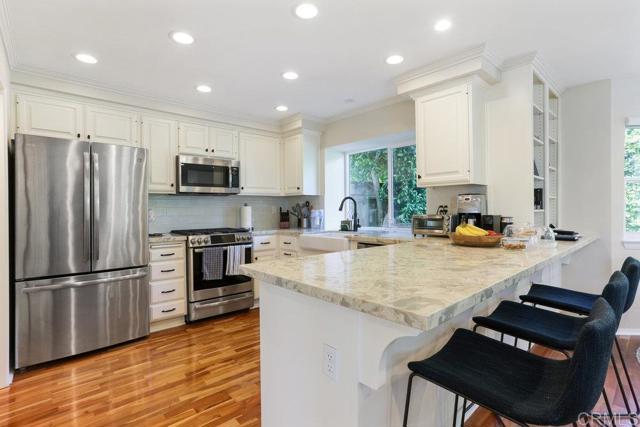 Detail Gallery Image 11 of 30 For 20 Aruba, Coronado,  CA 92118 - 3 Beds | 3 Baths