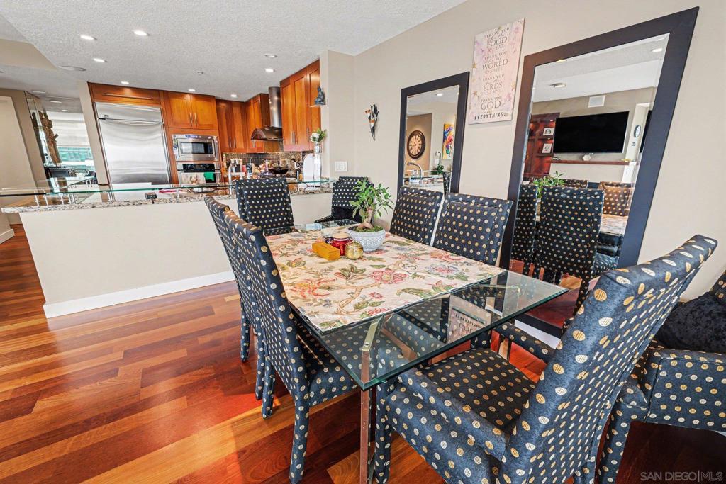 1205 Pacific Hwy - photo 13