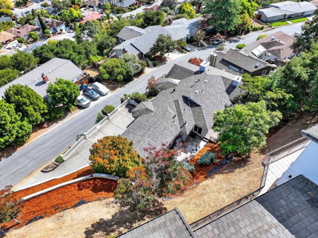58 Hillcrest Road, San Carlos CA: https://media.crmls.org/mediaz/956dbe48-ac52-47d5-8135-0eb952a2402e.jpg