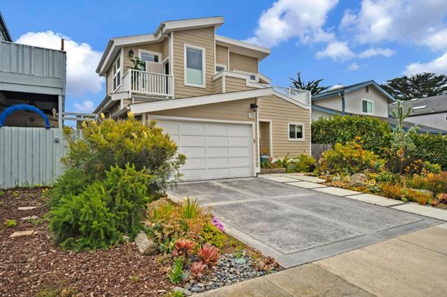 408 Roosevelt Boulevard, Half Moon Bay CA: https://media.crmls.org/mediaz/956eb690-ca82-4fe8-8538-79e706547e7c.jpg